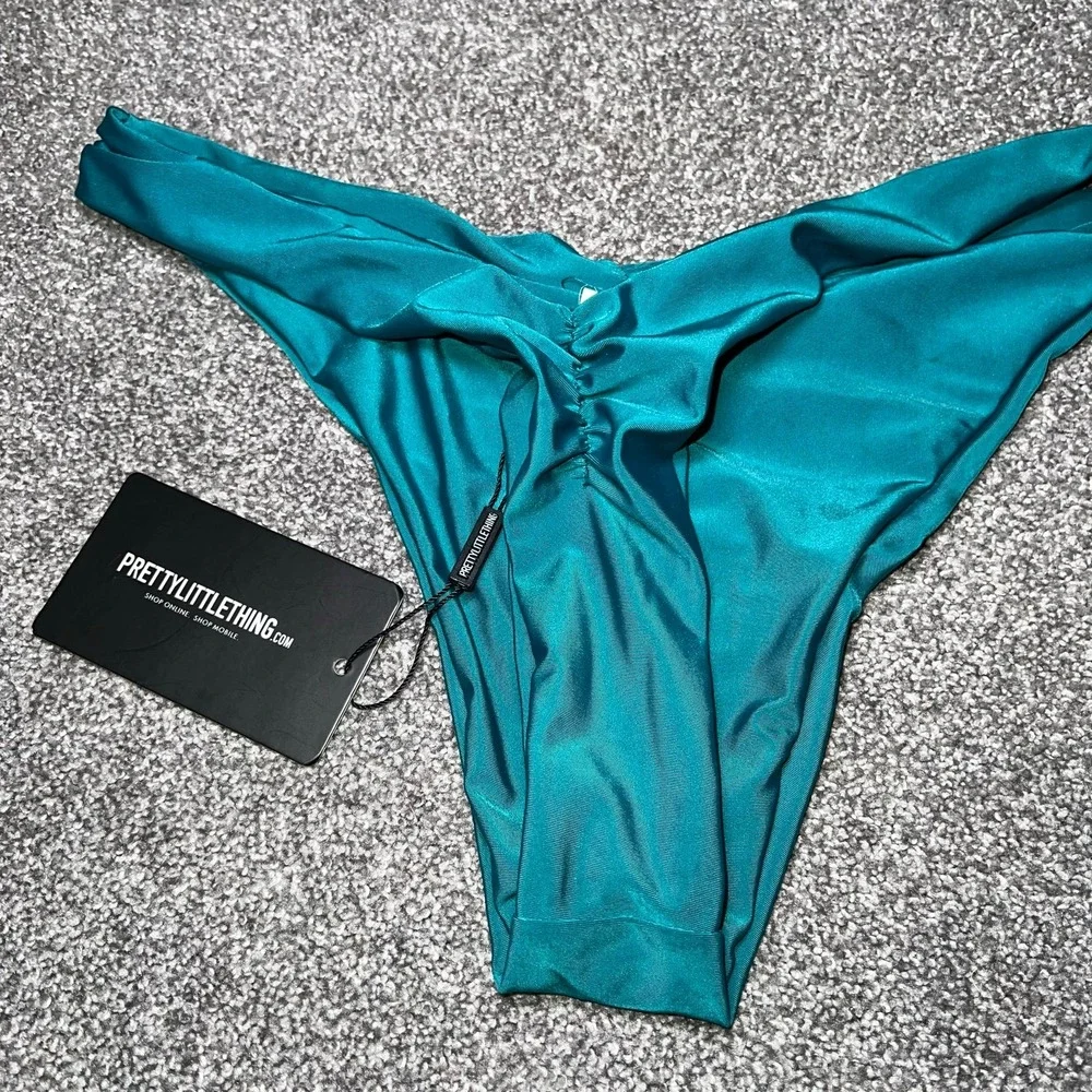 Bikini bottoms Pretty Little Thing size 8